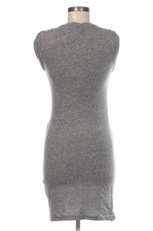 Φόρεμα Bench, Μέγεθος XS, Χρώμα Γκρί, Τιμή 20,99 €