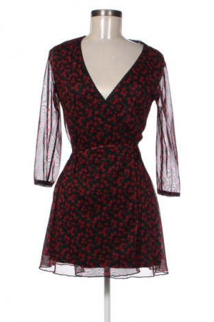 Šaty  Bershka, Velikost M, Barva Vícebarevné, Cena  367,00 Kč