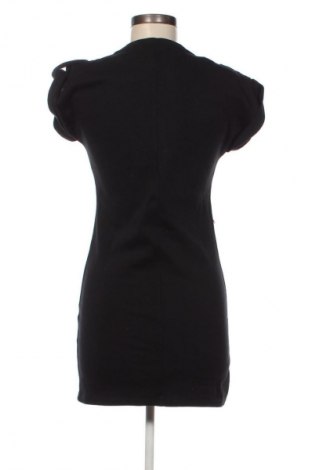Φόρεμα Bershka, Μέγεθος XS, Χρώμα Μαύρο, Τιμή 14,77 €