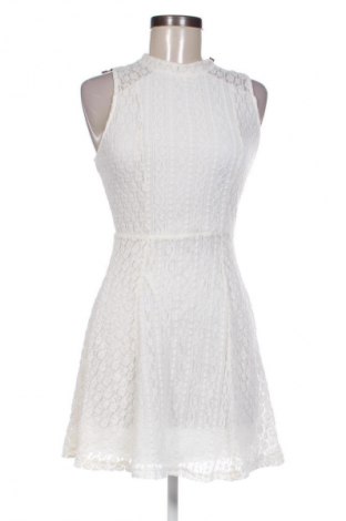 Kleid Bershka, Größe L, Farbe Ecru, Preis € 14,83