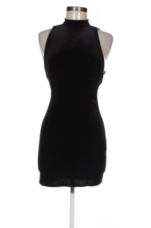 Kleid Bershka, Größe S, Farbe Schwarz, Preis 14,77 €