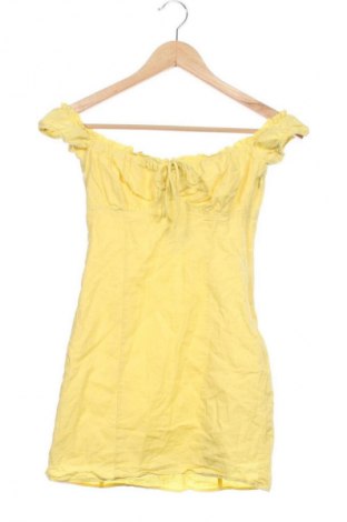 Kleid Bershka, Größe XS, Farbe Gelb, Preis 14,83 €