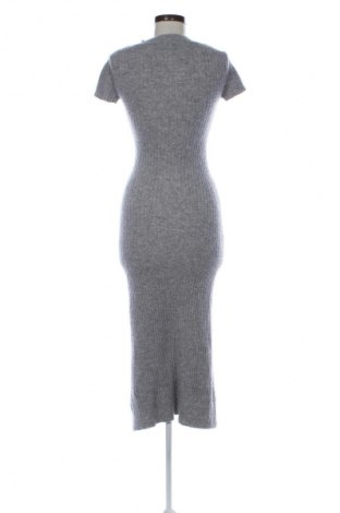 Kleid Bershka, Größe S, Farbe Grau, Preis 14,77 €