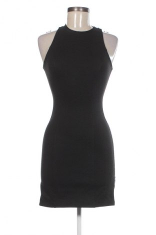 Рокля Calvin Klein Jeans, Размер XS, Цвят Многоцветен, Цена 74,99 лв.