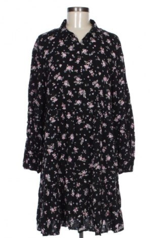 Рокля Clockhouse, Размер XL, Цвят Многоцветен, Цена 22,99 лв.