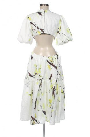 Рокля Clothing & Co, Размер L, Цвят Многоцветен, Цена 20,99 лв.