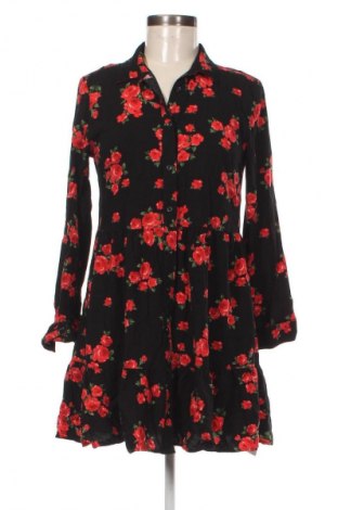 Kleid Cropp, Größe S, Farbe Mehrfarbig, Preis 24,49 €