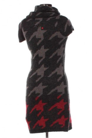 Šaty  Desigual, Velikost XL, Barva Vícebarevné, Cena  1 039,00 Kč
