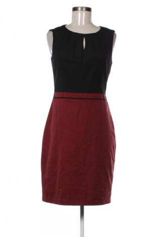 Kleid Dika, Größe M, Farbe Mehrfarbig, Preis 28,13 €