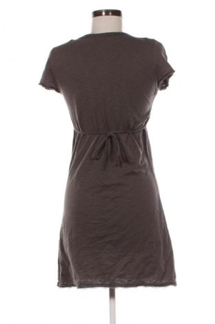 Kleid Edc By Esprit, Größe M, Farbe Grau, Preis 24,48 €