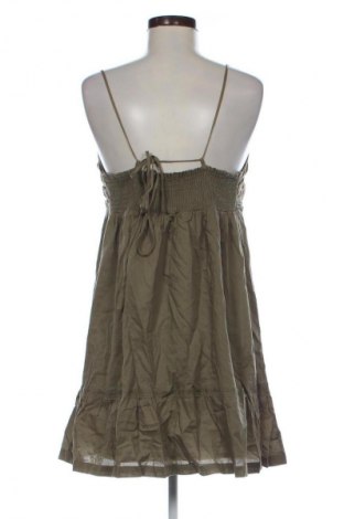 Kleid Femme, Größe L, Farbe Grün, Preis € 24,55