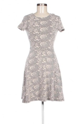 Kleid George, Größe S, Farbe Beige, Preis 14,83 €