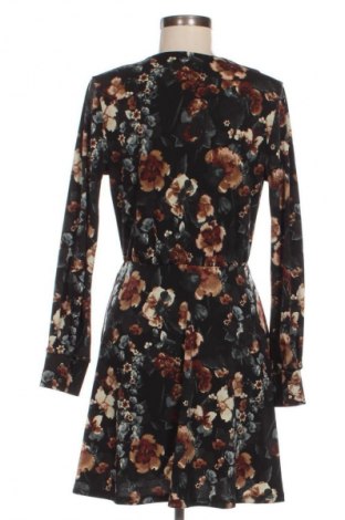 Kleid H&M, Größe S, Farbe Mehrfarbig, Preis 15,00 €