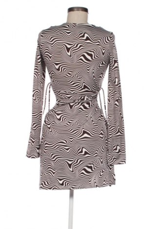 Šaty  H&M Divided, Veľkosť S, Farba Viacfarebná, Cena  14,77 €
