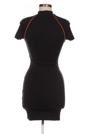 Kleid H&M Divided, Größe S, Farbe Schwarz, Preis € 14,77