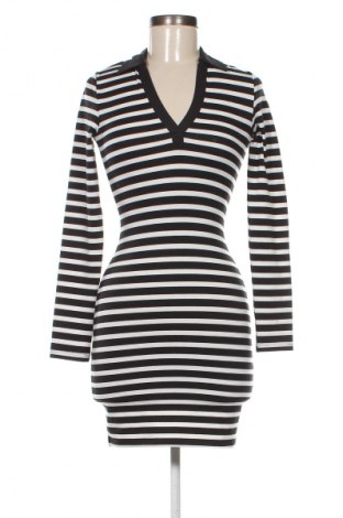Šaty  H&M Divided, Velikost XS, Barva Vícebarevné, Cena  454,00 Kč
