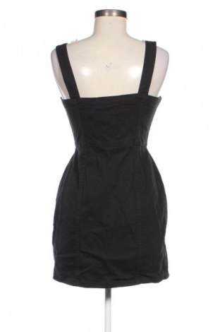 Šaty  H&M Divided, Velikost M, Barva Černá, Cena  189,00 Kč