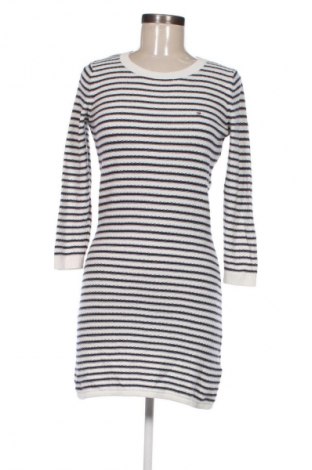 Рокля Hilfiger Denim, Размер S, Цвят Многоцветен, Цена 132,99 лв.