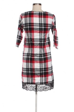 Kleid Lena, Größe M, Farbe Mehrfarbig, Preis € 24,55