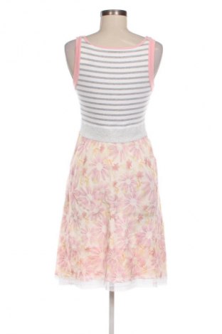 Šaty  Marc Cain Sports, Velikost M, Barva Vícebarevné, Cena  2 593,00 Kč