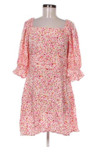 Рокля Miss Selfridge, Размер M, Цвят Многоцветен, Цена 68,02 лв.