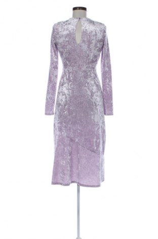 Kleid Miss Selfridge, Größe M, Farbe Lila, Preis 15,36 €