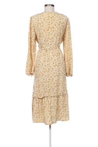 Rochie Monki, Mărime XL, Culoare Multicolor, Preț 192,00 Lei