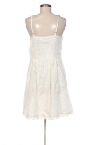 Kleid ONLY, Größe L, Farbe Weiß, Preis 42,99 €