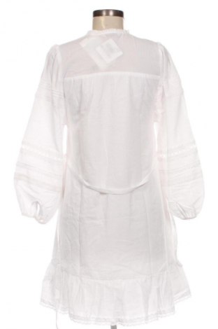 Рокля ONLY, Размер XS, Цвят Бял, Цена 49,99 лв.