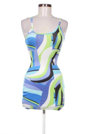 Kleid Pretty Little Thing, Größe XS, Farbe Mehrfarbig, Preis 27,70 €