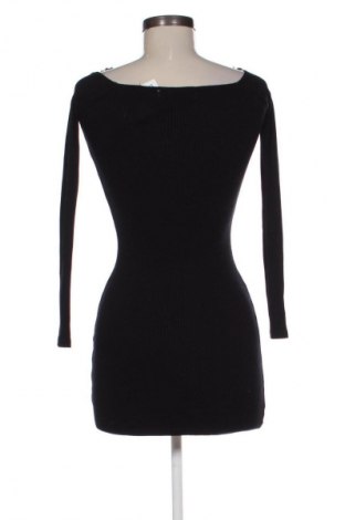 Ruha Pull&Bear, Méret XS, Szín Fekete, Ár 5 800 Ft