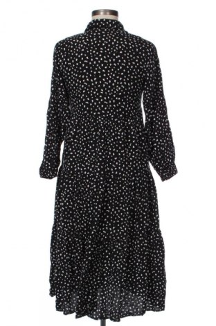 Šaty  Pull&Bear, Velikost XS, Barva Vícebarevné, Cena  369,00 Kč