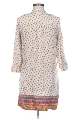 Kleid Reserved, Größe M, Farbe Mehrfarbig, Preis 14,83 €