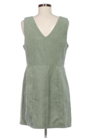 Kleid SHEIN, Größe M, Farbe Grün, Preis 13,84 €