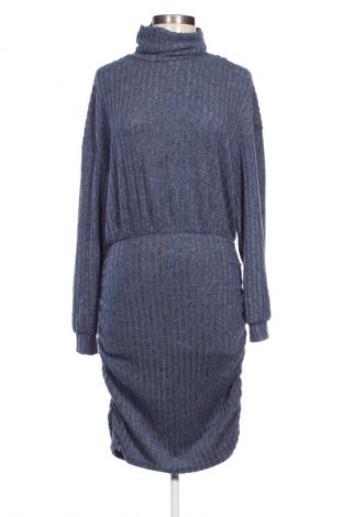 Kleid SHEIN, Größe M, Farbe Blau, Preis 15,35 €