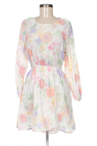 Kleid Sinsay, Größe M, Farbe Mehrfarbig, Preis 14,99 €
