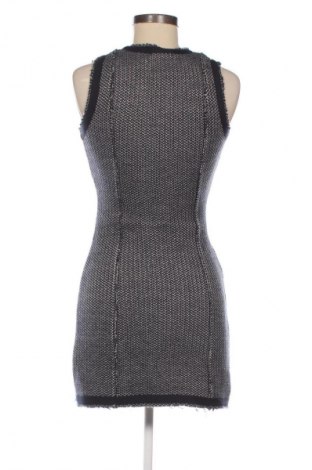 Kleid Sisley, Größe M, Farbe Mehrfarbig, Preis 45,52 €