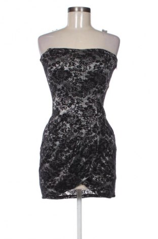 Šaty  Stradivarius, Velikost S, Barva Černá, Cena  367,00 Kč