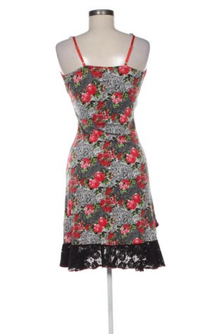 Φόρεμα Tatu, Μέγεθος M, Χρώμα Πολύχρωμο, Τιμή 14,83 €
