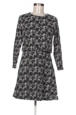 Рокля Topshop, Размер M, Цвят Многоцветен, Цена 30,99 лв.