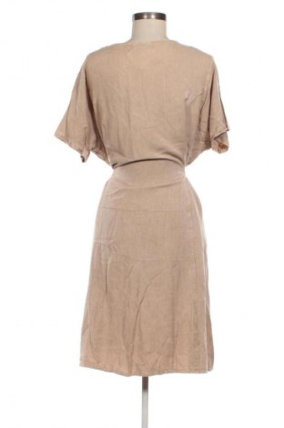Kleid Unbranded, Größe L, Farbe Beige, Preis € 14,83