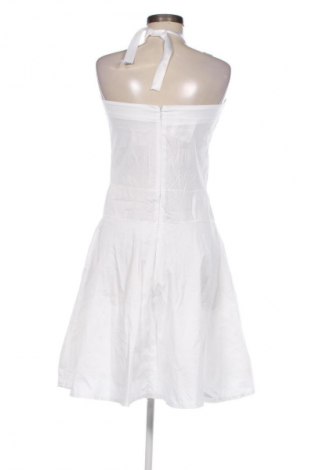 Ruha Unbranded, Méret M, Szín Fehér, Ár 5 865 Ft