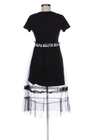 Ruha Unbranded, Méret M, Szín Fekete, Ár 5 800 Ft