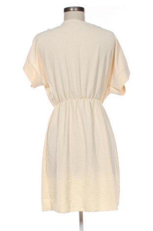 Ruha Unbranded, Méret M, Szín Bézs, Ár 5 865 Ft