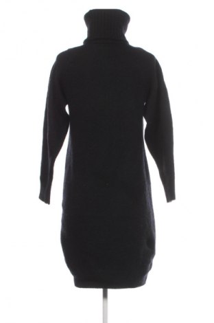 Рокля Vero Moda, Размер S, Цвят Черен, Цена 27,00 лв.