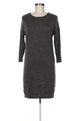 Šaty  Vero Moda, Velikost S, Barva Šedá, Cena  342,00 Kč