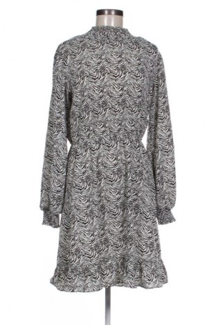 Рокля Vero Moda, Размер M, Цвят Многоцветен, Цена 14,03 лв.