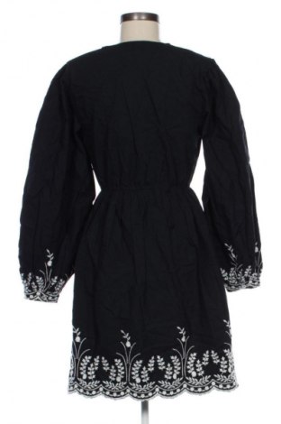 Kleid Y.A.S, Größe XS, Farbe Mehrfarbig, Preis 132,99 €