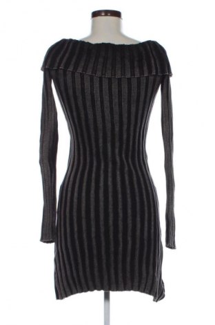 Рокля Zara, Размер L, Цвят Многоцветен, Цена 29,99 лв.