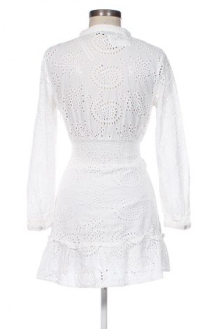 Rochie Zara, Mărime XS, Culoare Alb, Preț 71,05 Lei